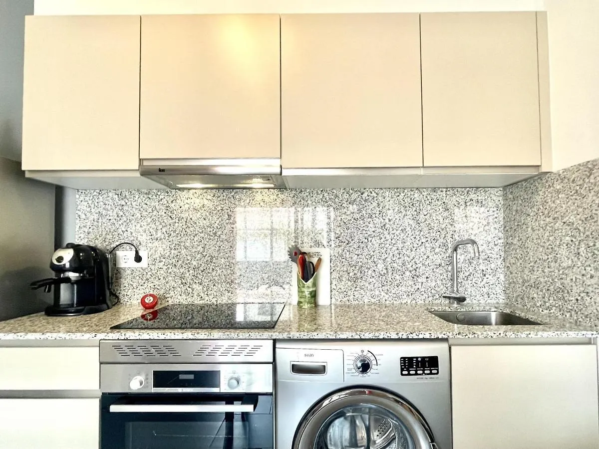 Les Sirenes Apartment Roses