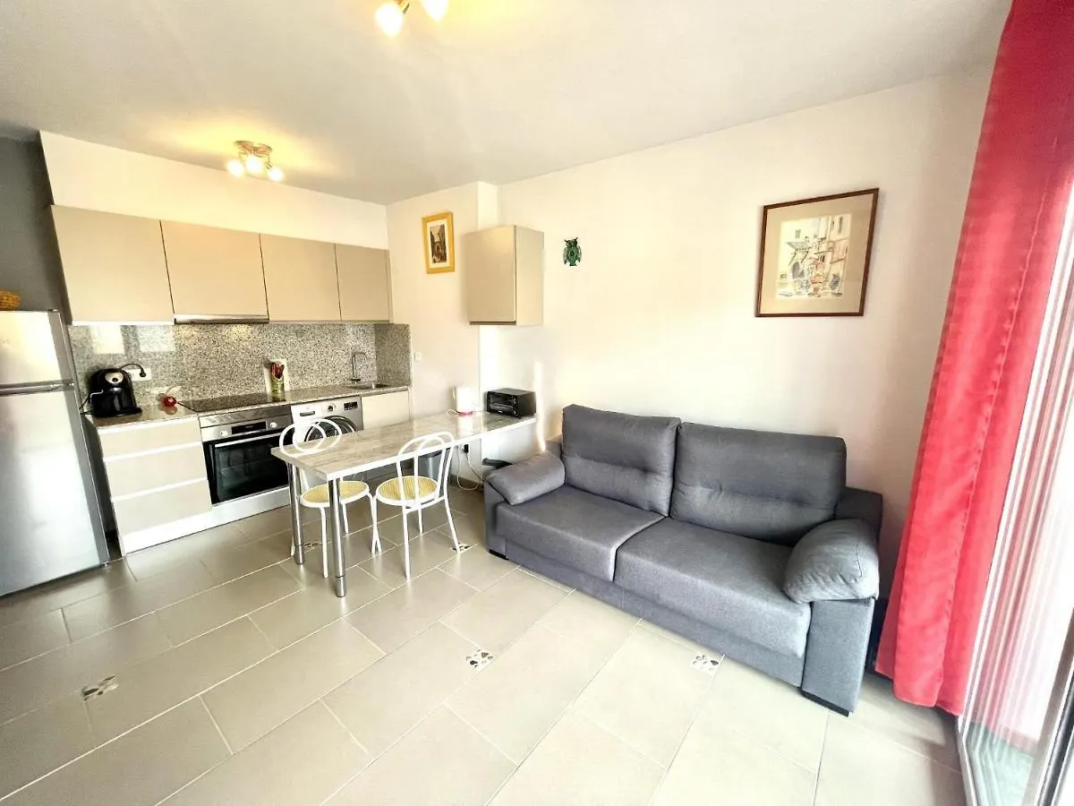 Les Sirenes Apartment Roses Spain